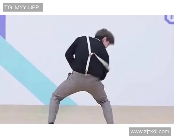 中分篮球背带裤后面的时尚搭配与潮流趋势解析